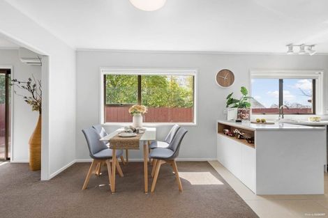 Photo of property in 1/12 Eastwood Rise, Browns Bay, Auckland, 0630