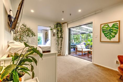 Photo of property in 33 Resthill Crescent, Glenview, Hamilton, 3206