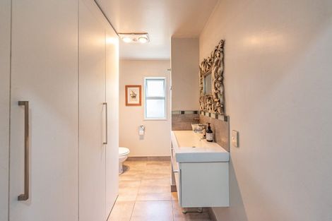 Photo of property in 27 Kent Road, Saint Johns Hill, Whanganui, 4501