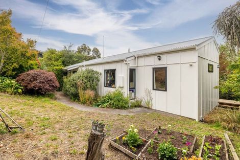 Photo of property in 27 Te Papau Crescent, Diamond Harbour, 8972