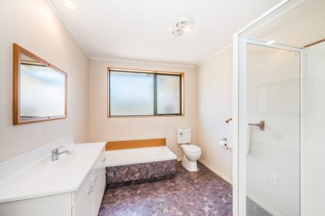 Photo of property in 144 Langdale Avenue, Paraparaumu, 5032