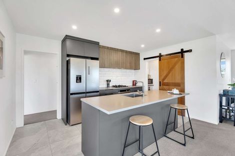 Photo of property in 4 Ronomor Place, Whitianga, 3510