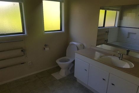 Photo of property in 59 Pemberton Avenue, Bayview, Auckland, 0629