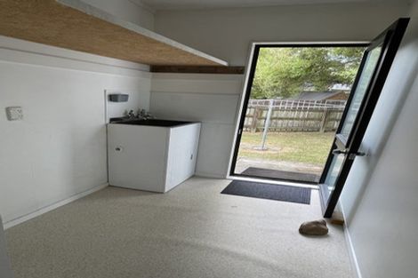 Photo of property in 30 Kowhai Street, Tokomaru, Palmerston North, 4474