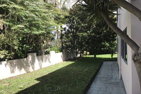 Photo of property in 2 Horizon Way, West Harbour, Auckland, 0618