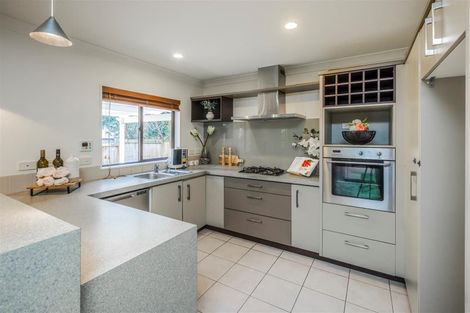 Photo of property in 54 Baverstock Road, Flat Bush, Auckland, 2016