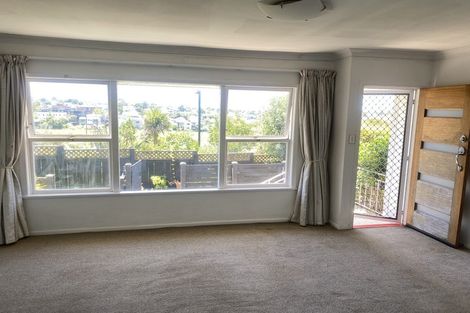 Photo of property in 2/46 Felton Mathew Avenue, Saint Johns, Auckland, 1072