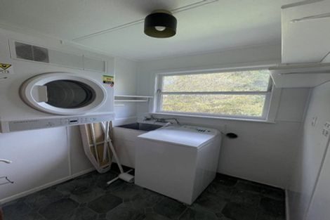 Photo of property in 50 Melrose Road, Island Bay, Wellington, 6023