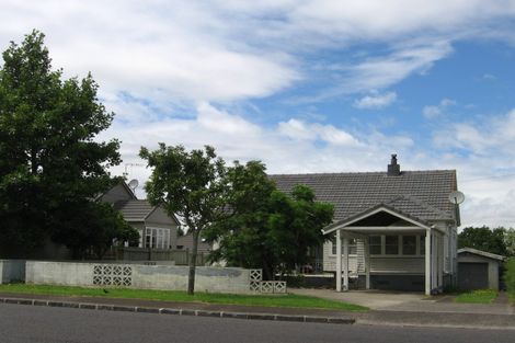 Photo of property in 16 Court Crescent, Panmure, Auckland, 1072