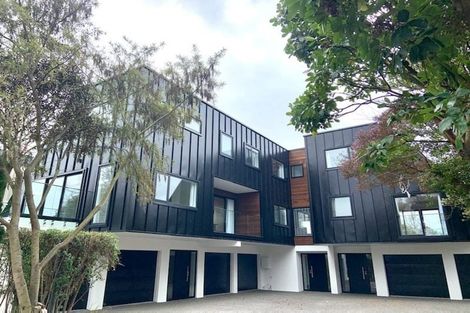 Photo of property in 2/337 Cambridge Terrace, Christchurch Central, Christchurch, 8013