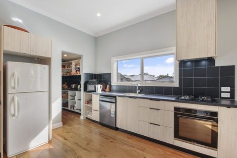 Photo of property in 195 Williams Street, Kaiapoi, 7630