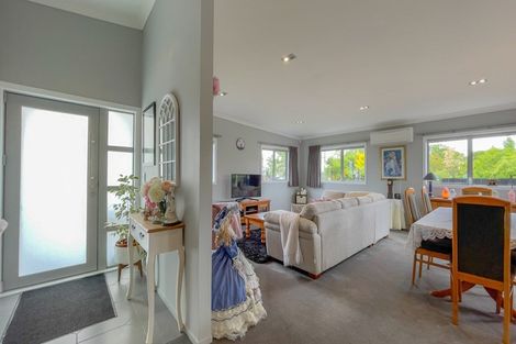 Photo of property in 62 Pipiroa Road, Ngatea, 3503