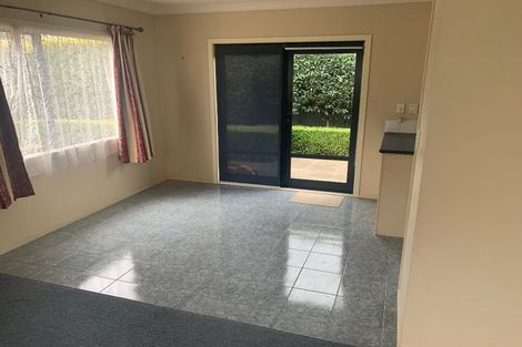 Photo of property in 44 Catalina Drive, Melville, Hamilton, 3206