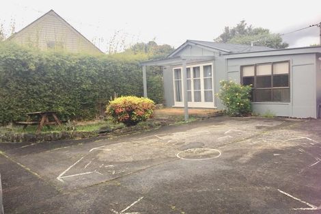 Photo of property in 143 Hutchinson Avenue, New Lynn, Auckland, 0600