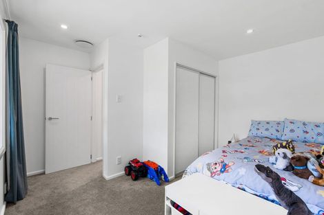 Photo of property in 17 Liverton Crescent, Bishopdale, Christchurch, 8053