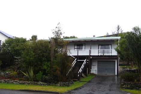 Photo of property in 5 Johns Road, Moana, 7872
