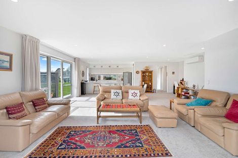 Photo of property in 3 Aberdeen Place, Amberley, 7410