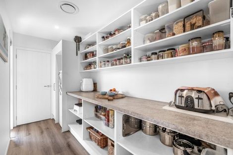 Photo of property in 10 Barker Place, Waikiwi, Invercargill, 9810