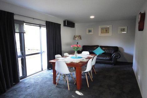 Photo of property in 2 Nagle Place, Golflands, Auckland, 2013