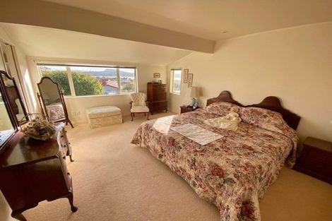 Photo of property in 36 Caithness Place, Farm Cove, Auckland, 2012