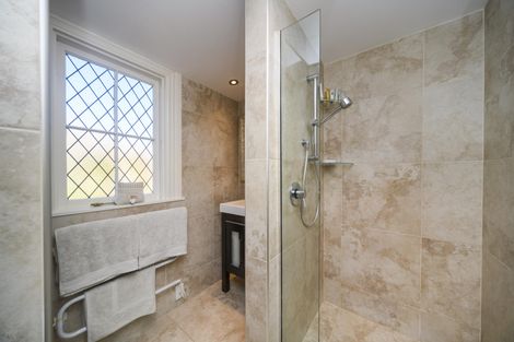 Photo of property in 23 Duff Crescent, Highbury, Palmerston North, 4412