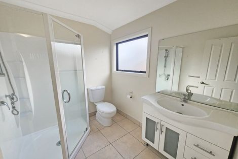 Photo of property in 52 Aotea Drive, Aotea, Porirua, 5024