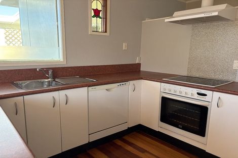 Photo of property in 78 Renown Road, Raumati South, Paraparaumu, 5032