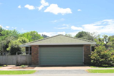 Photo of property in 100 Iranui Road, Inner Kaiti, Gisborne, 4010