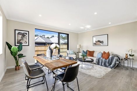 Photo of property in 107 Schoolside Road, Kumeu, 0810