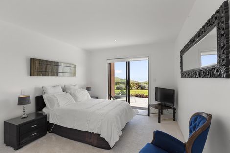 Photo of property in 812 Ruapuke Road, Raglan, 3296