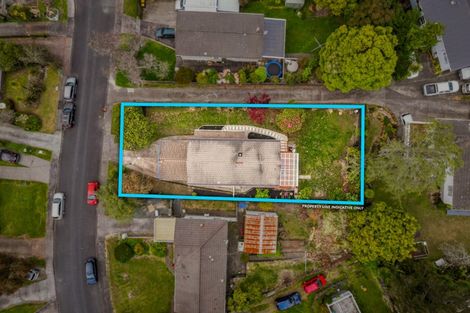 Photo of property in 17 Malmo Place, Massey, Auckland, 0614