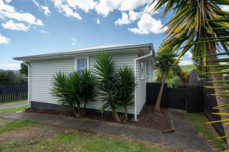 Photo of property in 4 Whiteman Road, Kawakawa, 0210