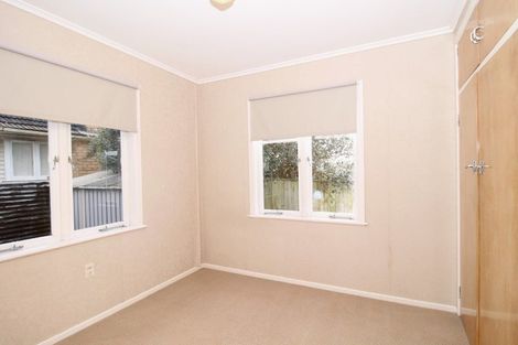 Photo of property in 20a Beaubank Road, Kelston, Auckland, 0602