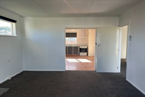 Photo of property in 2 Collingwood Street, Levin, 5510