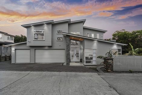 Photo of property in 61 Bernard Magnus Lane, Greenhithe, Auckland, 0632