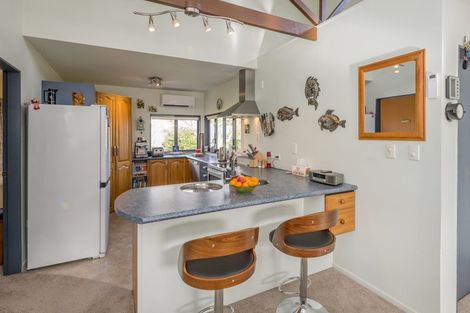 Photo of property in 32 Pratt Avenue, Foxton Beach, Foxton, 4815