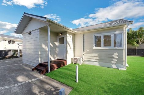 Photo of property in 11b Inver Street, Glen Eden, Auckland, 0602