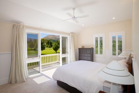 Photo of property in Millbrook Resort, 2 Streamside Lane, Arrowtown, 9371