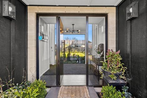 Photo of property in 3 Alan Livingston Drive, Cambridge, 3434