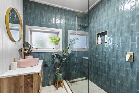 Photo of property in 53 Ngamotu Road, Moturoa, New Plymouth, 4310