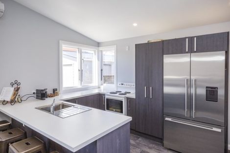 Photo of property in 102 Ferguson Street, West End, Palmerston North, 4412