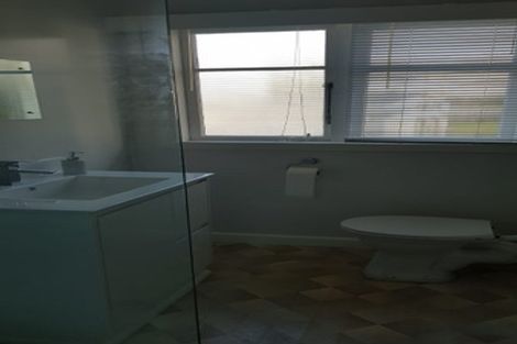 Photo of property in 324 Hillsborough Road, Hillsborough, Auckland, 1042