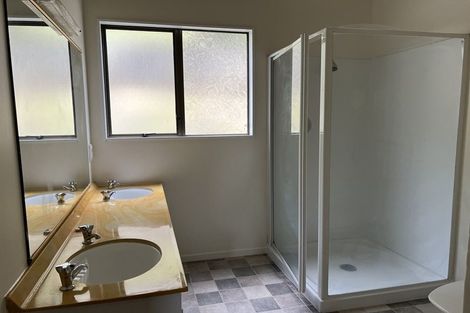 Photo of property in 1d Brora Crescent, Papakowhai, Porirua, 5024