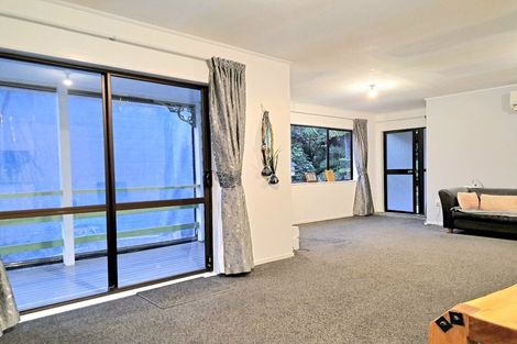 Photo of property in 23b Kennedy Grove, Stokes Valley, Lower Hutt, 5019