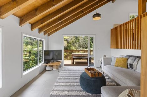 Photo of property in 9a Mirage Place, Beach Haven, Auckland, 0626