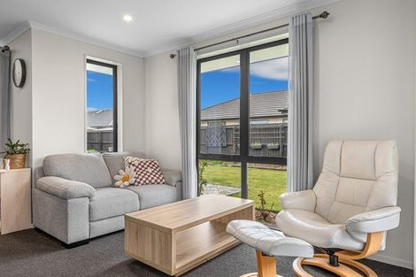 Photo of property in 6 Haymakers Crescent, Rolleston, 7614