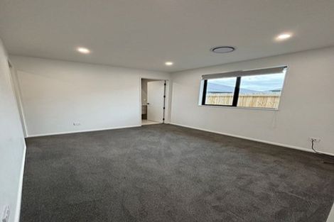 Photo of property in 16 Sequel Road, Halswell, Christchurch, 8025
