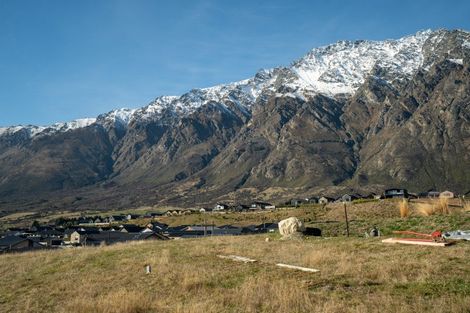 Photo of property in 48 Cunninghams Drive, Jacks Point, Queenstown, 9371