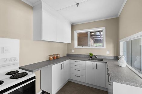 Photo of property in 19 Mangarau Crescent, Havelock North, 4130