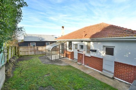 Photo of property in 52 Hawthorn Avenue, Mornington, Dunedin, 9011